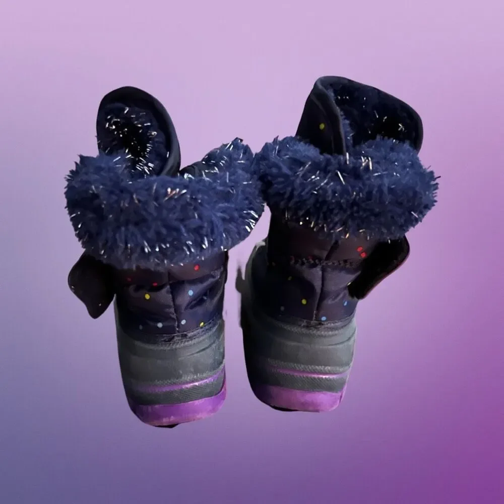 Infant Cat & Jack Heart Fluffy Inside Snow Boots Size 5